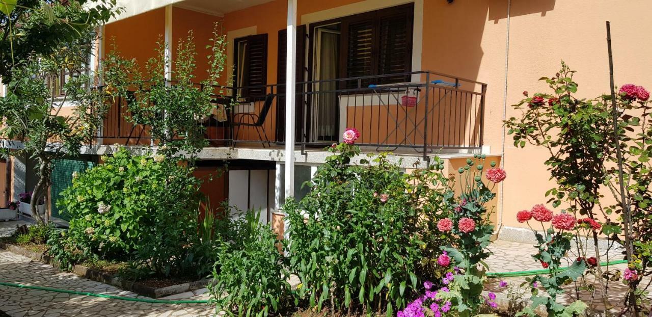Appartamenti Clara Poreč Exterior foto